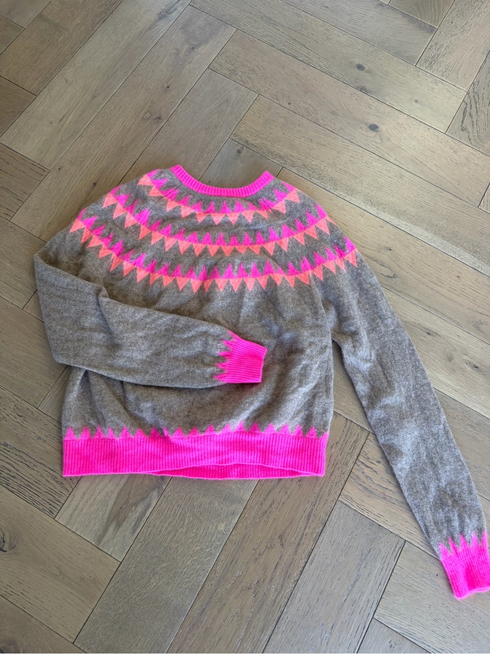 Jumper 1234 Cashmere Brown Crewneck Sweater with Hot Pink Fair Isle Accents